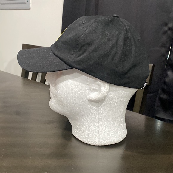 Clsc StrapBack - Picture 2 of 5